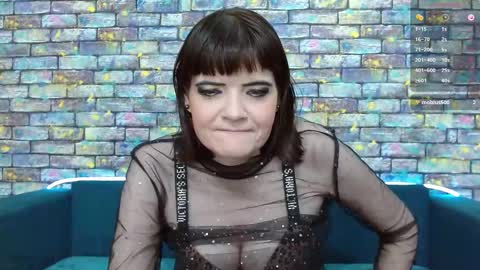 Laura online show from January 2025 01:10:02 AM