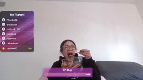 Soley online show from February 2025 08:03:01 PM