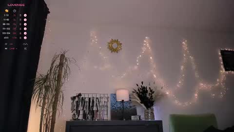 Fely online show from February 2025 04:46:02 PM