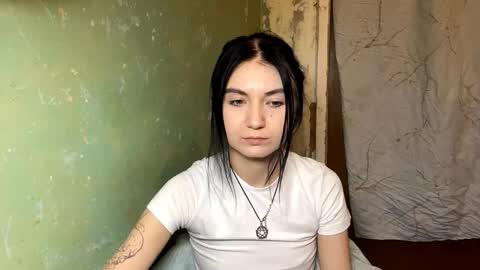 Lola online show from March 2026 08:56:02 PM