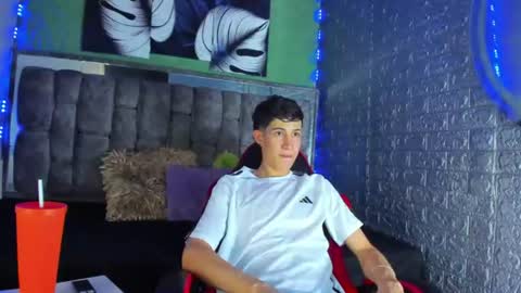 Snapshot of felipe_fiire chatting on June 2026 07:49:01 PM felipe fiire online show from June 2026 07:49:01 PM