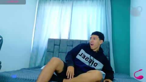 Snapshot of felipehotgonzalez chatting on November 2025 01:04:02 PM felipehotgonzalez online show from November 2025 01:04:02 PM