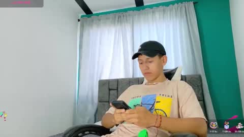 Snapshot of felipehotgonzalez chatting on November 2025 01:00:02 PM felipehotgonzalez online show from November 2025 01:00:02 PM