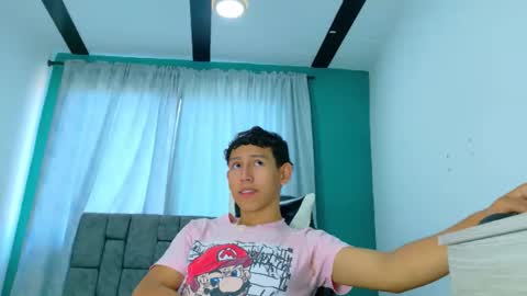 Snapshot of felipehotgonzalez chatting on December 2025 12:21:02 PM felipehotgonzalez online show from December 2025 12:21:02 PM