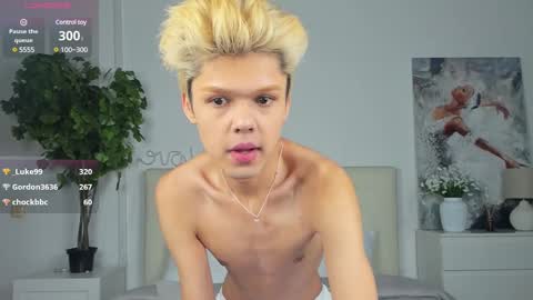 Felix online show from March 2025 04:49:01 AM