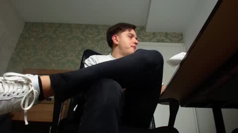 FelixStark online show from November 2025 05:40:01 AM