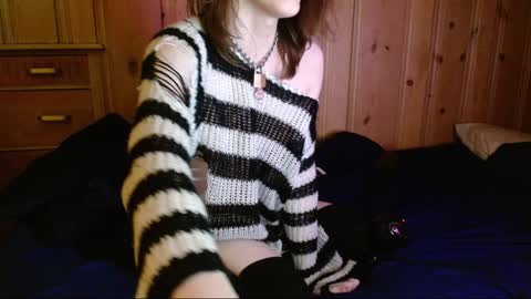 femboyflowers online show from January 2025 07:06:01 AM