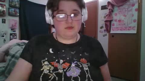 Snapshot of femcelsam chatting on April 2026 03:59:01 AM femcelsam online show from April 2026 03:59:01 AM