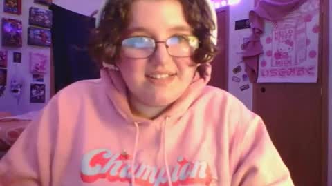 Snapshot of femcelsam chatting on April 2026 04:09:02 AM femcelsam online show from April 2026 04:09:02 AM