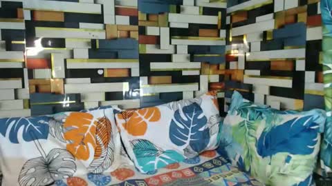 feminine_tsx online show from October 2025 11:34:02 AM