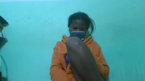 fenou122745 online show from September 2025 07:02:02 PM