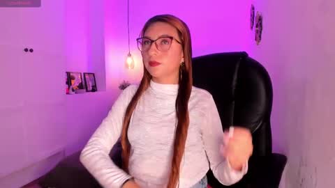 Fernanda online show from February 2025 01:08:02 PM