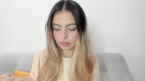 Snapshot of fernanda_aaa chatting on April 2026 03:24:01 PM fernanda online show from April 2026 03:24:01 PM