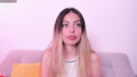 Snapshot of fernanda_aaa chatting on May 2026 04:17:02 PM fernanda online show from May 2026 04:17:02 PM