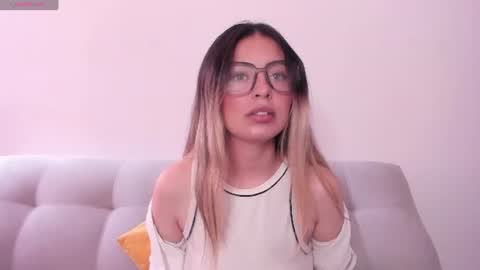 Snapshot of fernanda_aaa chatting on June 2026 02:30:02 PM fernanda online show from June 2026 02:30:02 PM