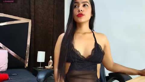 Snapshot of fernandabrown_ chatting on October 2025 10:18:02 PM Fernandabrown s online show from October 2025 10:18:02 PM