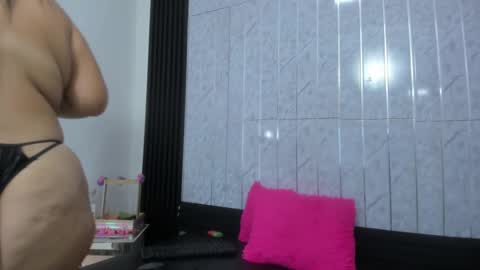 Fernandaclar online show from September 2025 02:06:01 PM