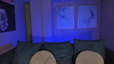 FER  online show from October 2025 10:59:02 AM