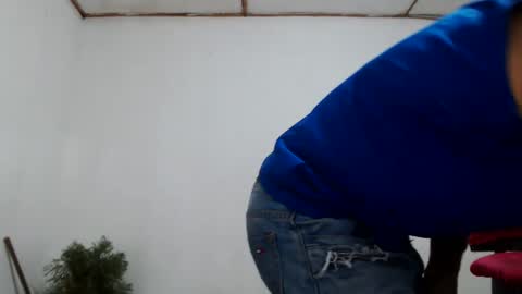 fernandez_latinblack online show from December 2024 11:07:01 PM