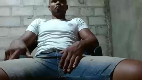 fernandez_latinblack online show from October 2025 11:28:02 PM
