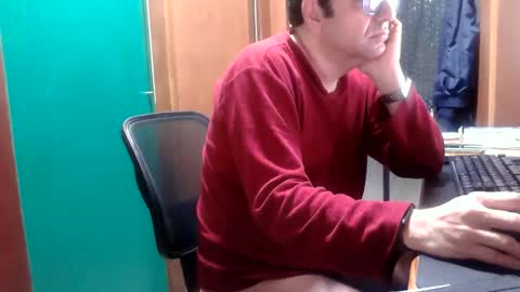 Snapshot of fernandoreutergrant chatting on October 2025 11:21:02 AM fernandoreutergrant online show from October 2025 11:21:02 AM