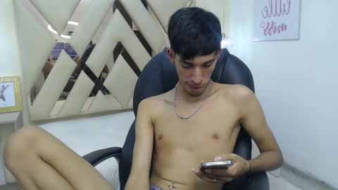 FER PHOENIX online show from March 2025 09:50:01 AM