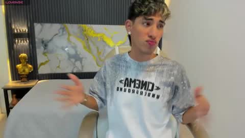 FER PHOENIX online show from October 2025 03:15:02 AM