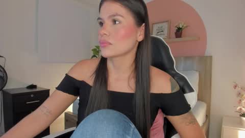 Fer  online show from September 2025 03:06:02 AM