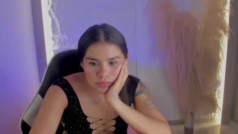 Fer  online show from May 2026 03:35:01 AM