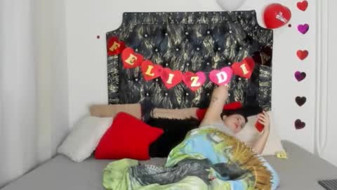 Fetishgirlsxxx online show from February 2026 12:01:01 PM