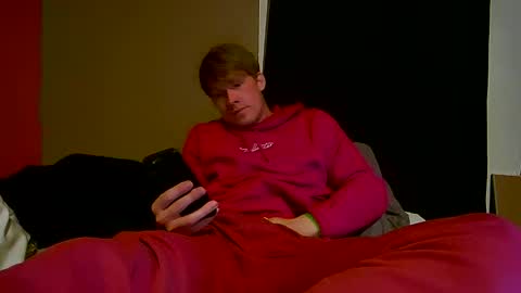 Snapshot of fetishking6 chatting on December 2025 03:33:01 AM fetishking6 online show from December 2025 03:33:01 AM