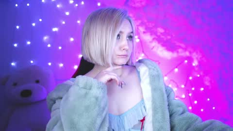 Rey online show from December 2024 03:04:01 PM