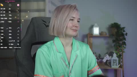 Rey online show from November 2025 06:01:02 PM