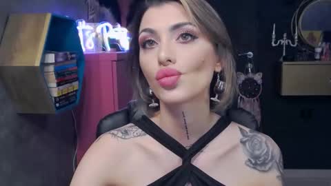 Snapshot of fetishsarah chatting on January 2025 06:14:01 PM Sarah online show from January 2025 06:14:01 PM