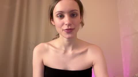 Lisa online show from January 2025 12:26:01 PM