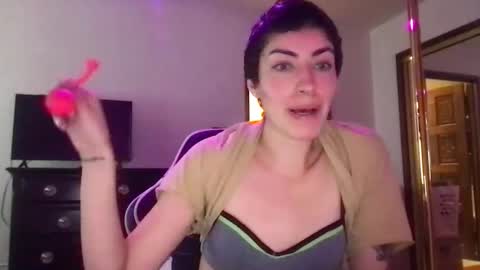 Snapshot of fgsammie chatting on October 2025 12:18:02 AM fgsammie online show from October 2025 12:18:02 AM