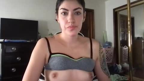 Snapshot of fgsammie chatting on October 2025 08:54:02 PM fgsammie online show from October 2025 08:54:02 PM