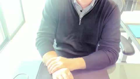 fhetzl online show from November 2025 05:45:02 PM