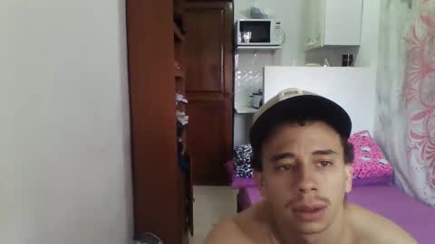 Fhily online show from November 2025 02:42:02 PM