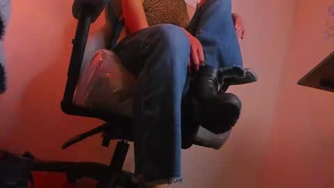   online show from January 2025 03:13:02 PM