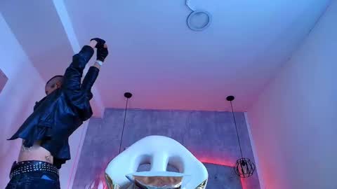   online show from October 2025 11:50:01 AM