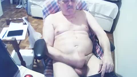 filhober online show from December 2024 11:57:02 PM