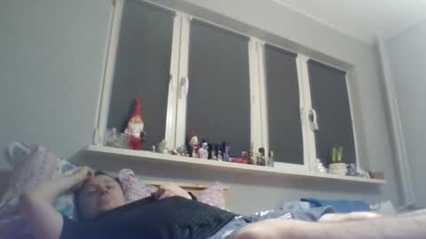 filipek757 online show from December 2025 09:55:01 PM