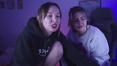 Snapshot of filipinaadams chatting on December 2024 02:35:02 PM cap and Lana online show from December 2024 02:35:02 PM