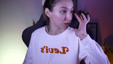 Snapshot of filipinaadams chatting on December 2024 11:32:02 AM cap and Lana online show from December 2024 11:32:02 AM