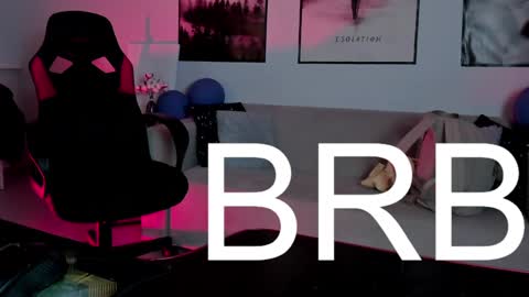 Snapshot of filipinaadams chatting on February 2025 11:10:02 AM cap and Lana online show from February 2025 11:10:02 AM
