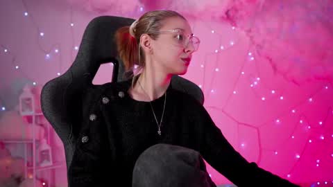 Snapshot of filipinaadams chatting on March 2025 02:12:02 AM cap and Lana online show from March 2025 02:12:02 AM