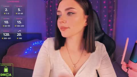 LEEN online show from February 2025 03:22:01 AM