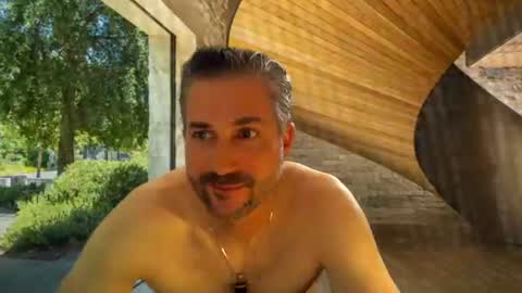 finante online show from June 2026 06:52:01 PM