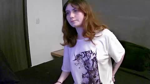 Alice and Max online show from October 2025 06:23:02 AM